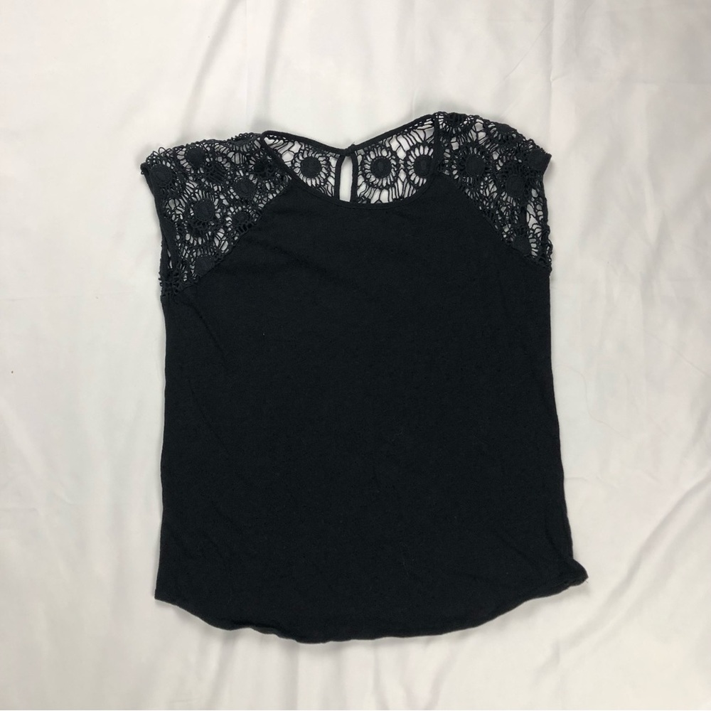 **5 ITEMS FOR $5** Forever 21 Lace TShirt